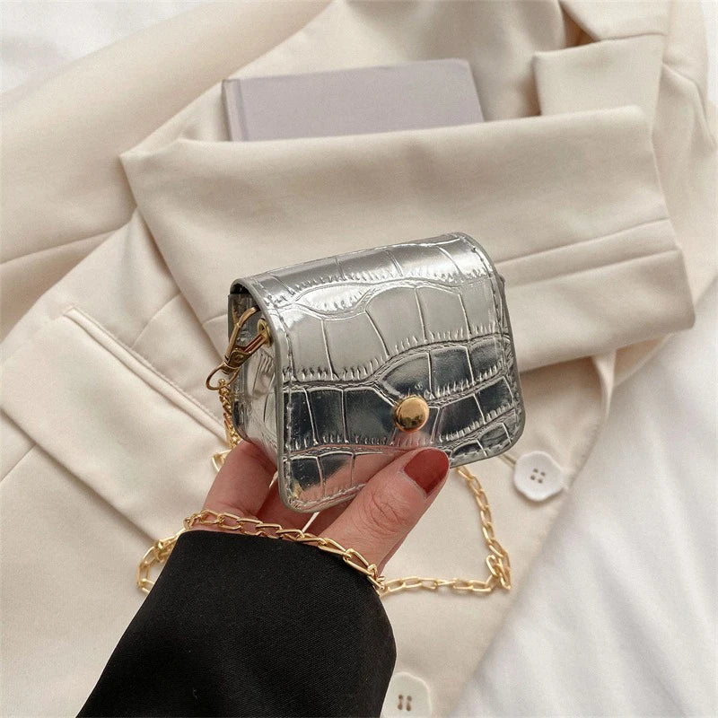 Stylish Women's Mini PU Crocodile-Embossed Bag | Decorative Coin Purse with Adjustable Metal Chain Strap Crossbody/Shoulder Luxegan