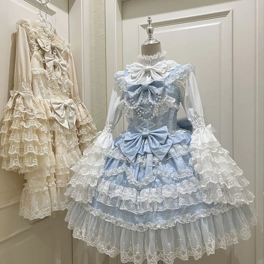 Women's Vintage Sweet Party Dress | Cute Y2k Bandage Birthdays Cake Dress | Elegant O-Neck Slim Fit Mini Dress | Premium Tatting Non-Stretch A-Line Vestido Model HD12215 Luxegan