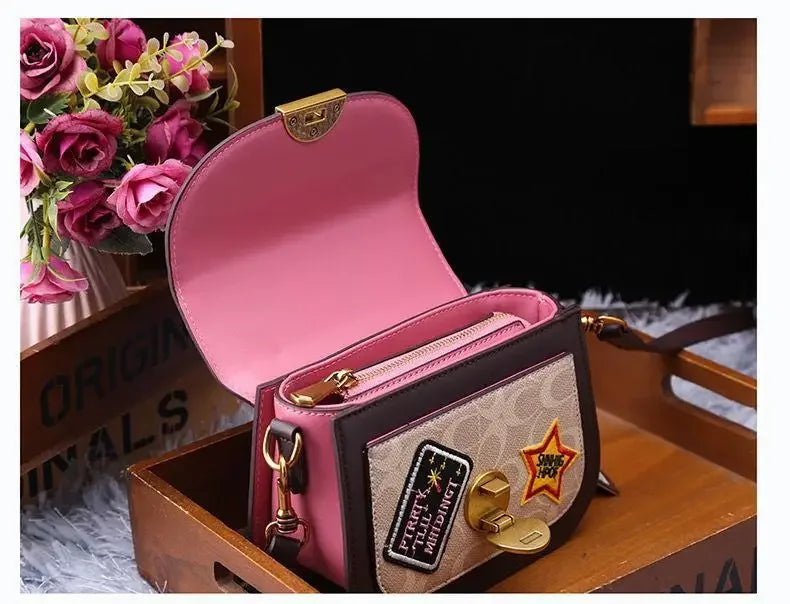 New European & American Fashion "Badge" Box Bag | Retro Printed Small Square Handbag | Trendy Single-Shoulder & Crossbody Tide Purse for Youth Luxegan