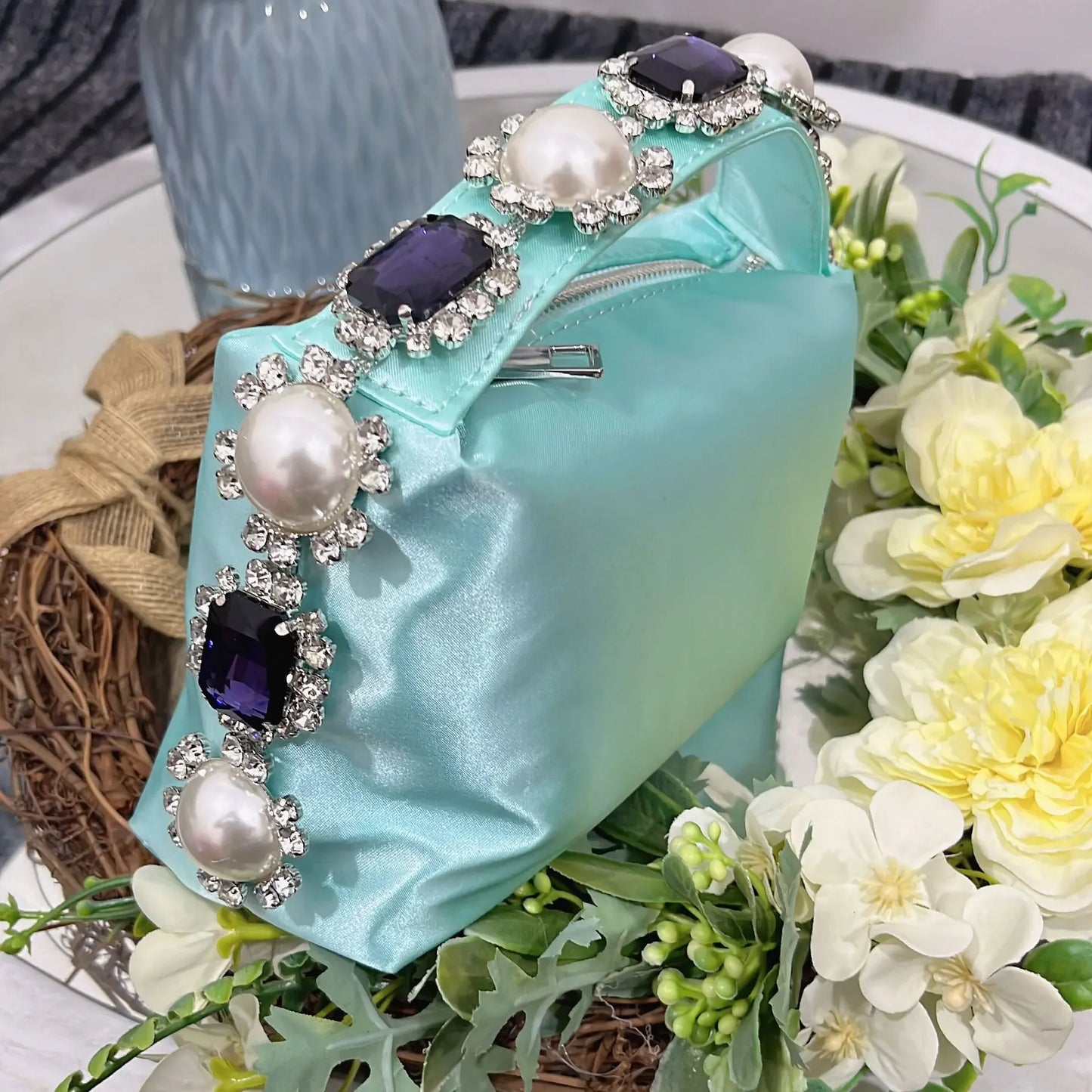 Luxury Feather & Pearl Evening Clutch | Designer Satin Wedding Purse with Diamond Decoration | Fashionable Sparkling Square Party Tote | Elegant White Satin Flap Handbag Luxegan
