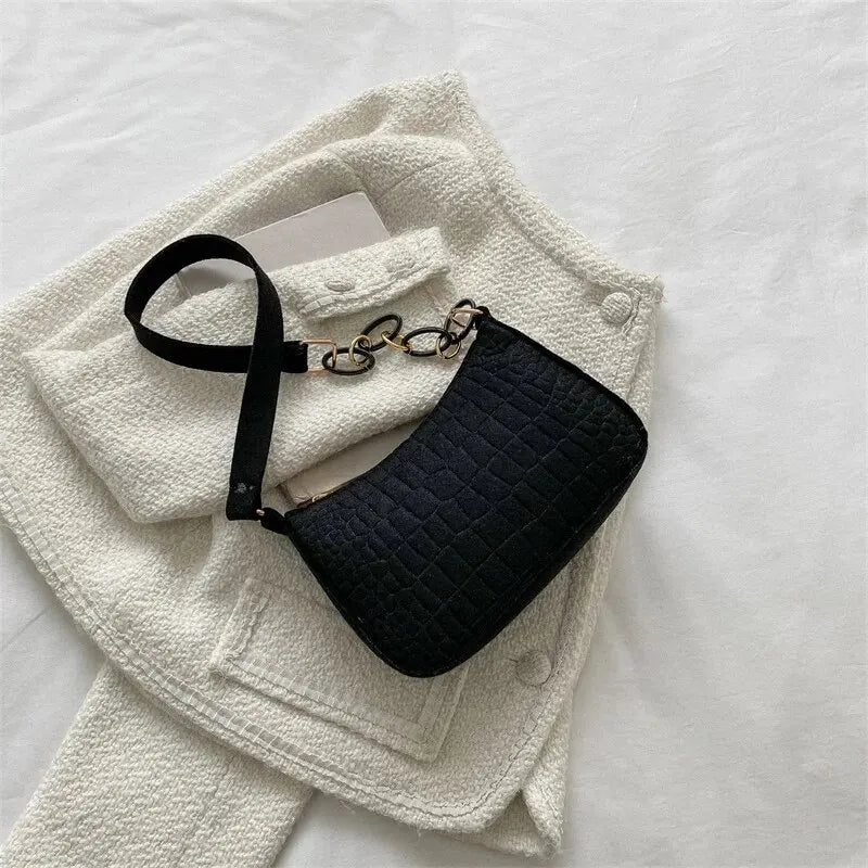 Women’s Retro Gentle Temperament Small Square Bag | Sophisticated Felt Underarm Shoulder Bag | Fashion-Forward Autumn Handheld Bucket Bag | Elegant "Yankee" Inspired Casual Handbag Luxegan