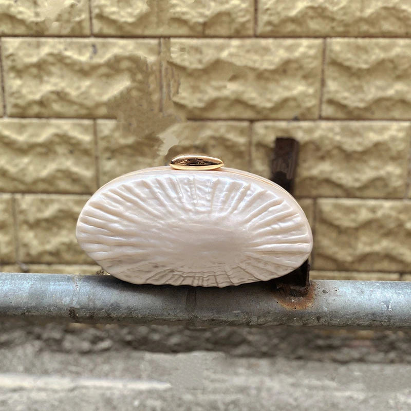 Polyester Sequined Shell Clutch | Hard Retro Gold Creative Box Evening Bag Luxegan