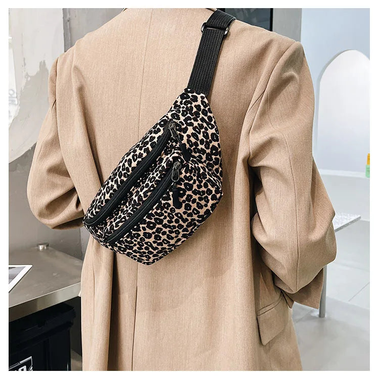 Fashion Women's Flannel Fanny Pack | Wild Leopard Pattern Waist Bag & Bum Hip Bag (Casual Chest Bag Money Phone Pouch)