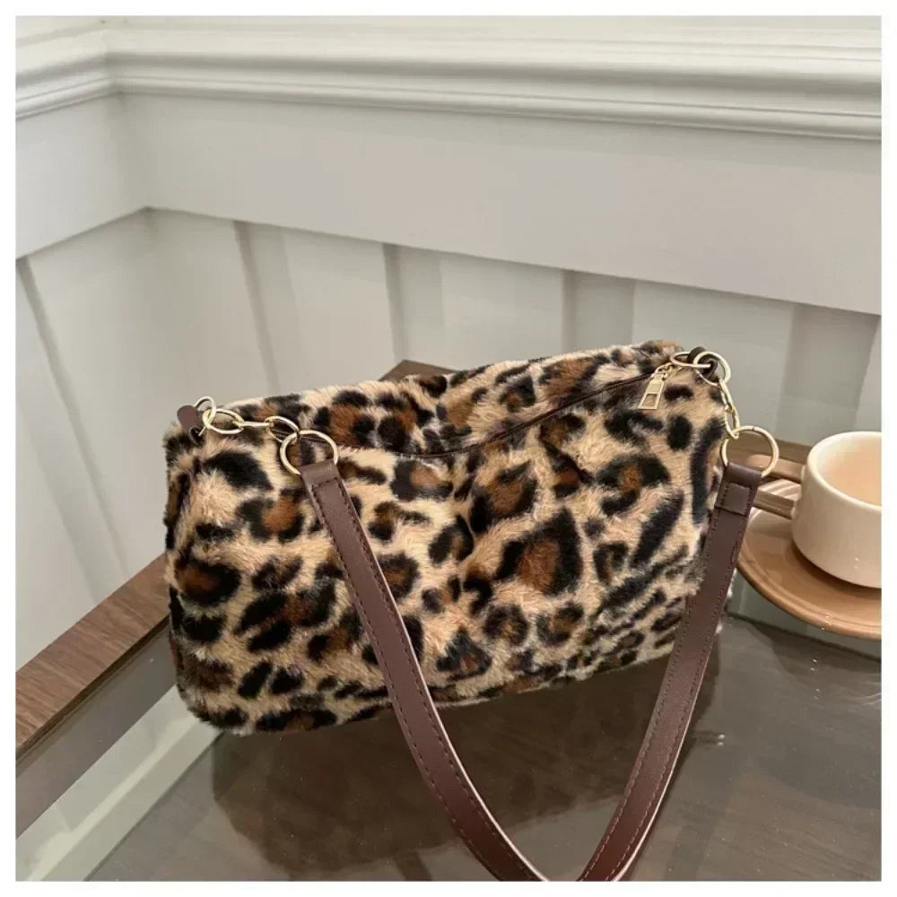 Winter Fashion Leopard Print Plush Women's Bags | Versatile Casual Trendy Premium Texture Large Capacity Shoulder Handbag Luxegan