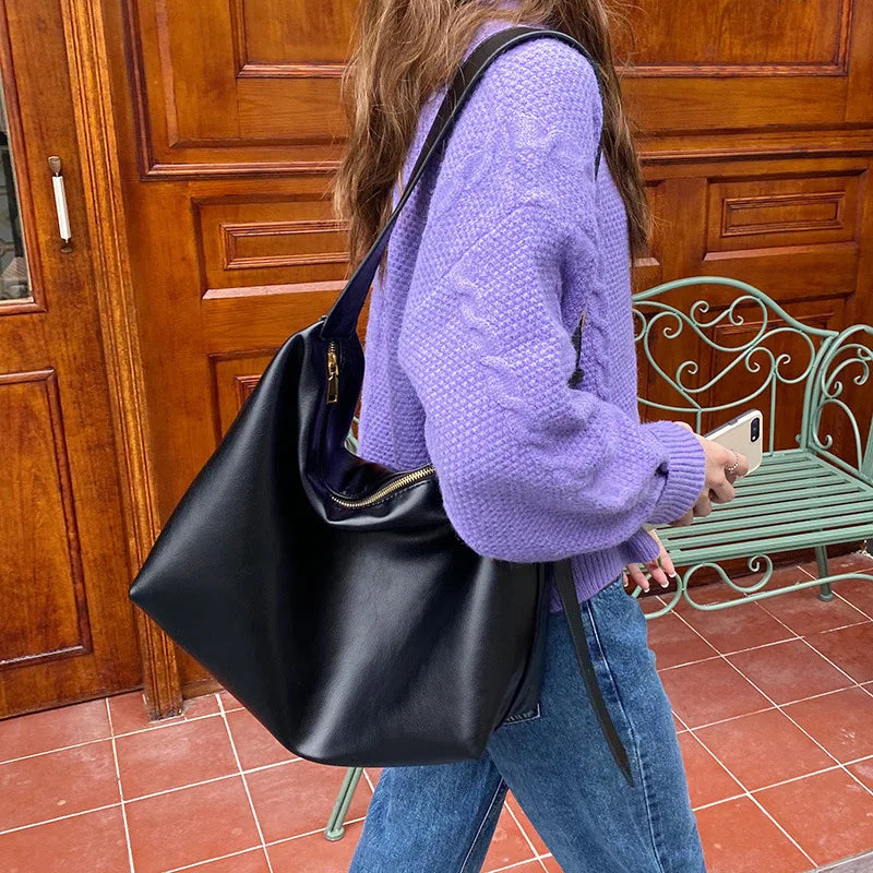 Vintage Big Capacity Shoulder Bag | Soft Leather Crossbody & Armpit Satchel Bag (Casual Portable Handbag Purse - Bolsa) Luxegan