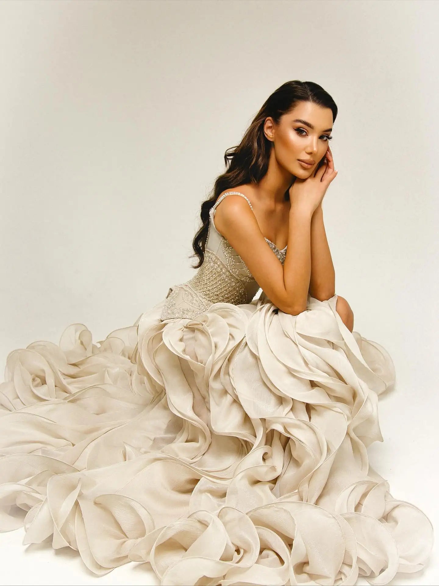 MisShow Elegant Sling Evening Dresses Square Collar Beaded Strap Layered Ruffled High Slit Prom Dress Customized Formal Vestidos