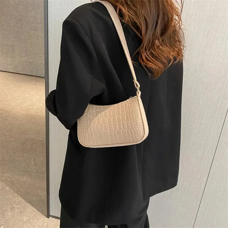 Women’s Retro Gentle Temperament Small Square Bag | Sophisticated Felt Underarm Shoulder Bag | Fashion-Forward Autumn Handheld Bucket Bag | Elegant "Yankee" Inspired Casual Handbag Luxegan