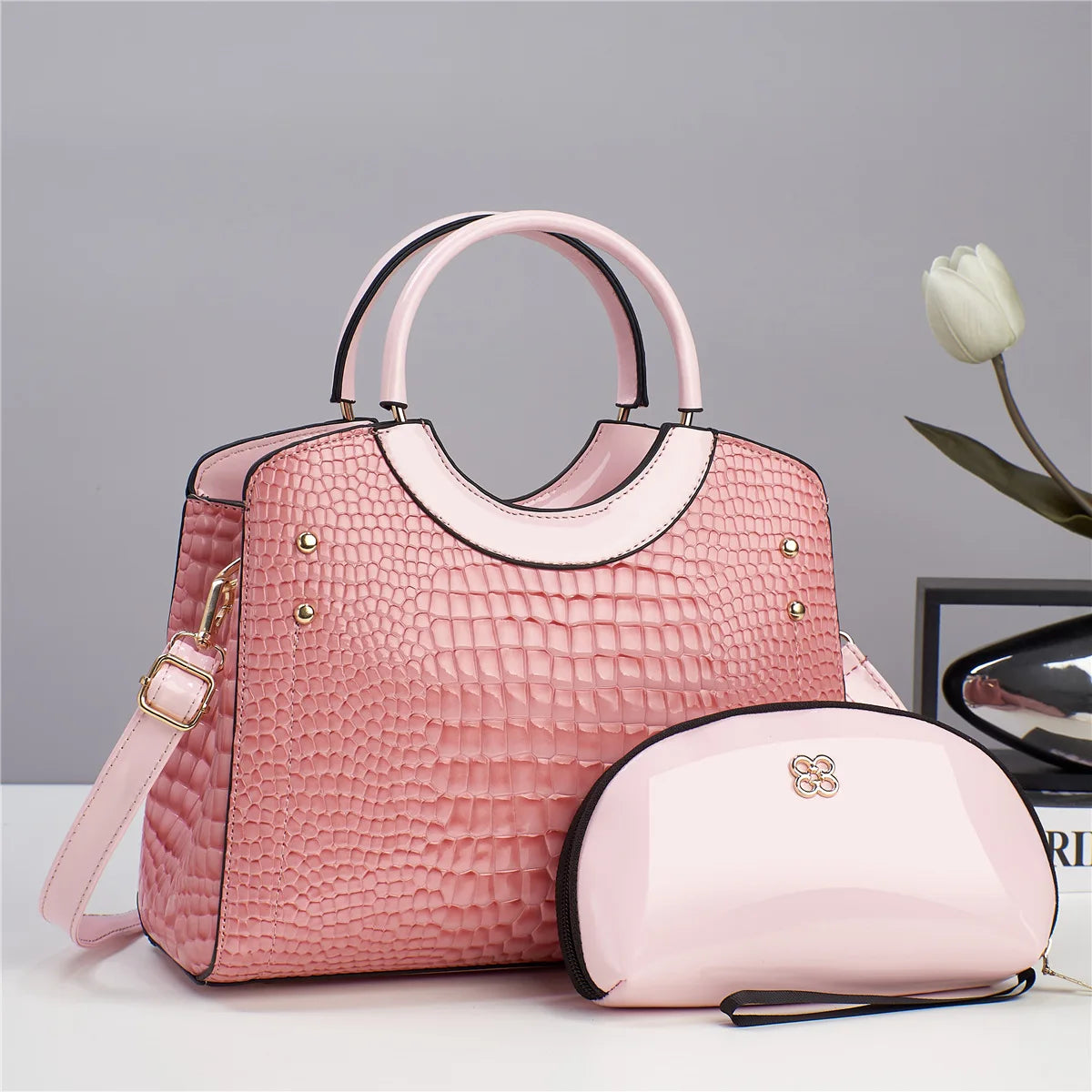 Women's Big Capacity Shoulder Bag | Fashion Versatile Tote & Classic Shopping Bag Luxegan