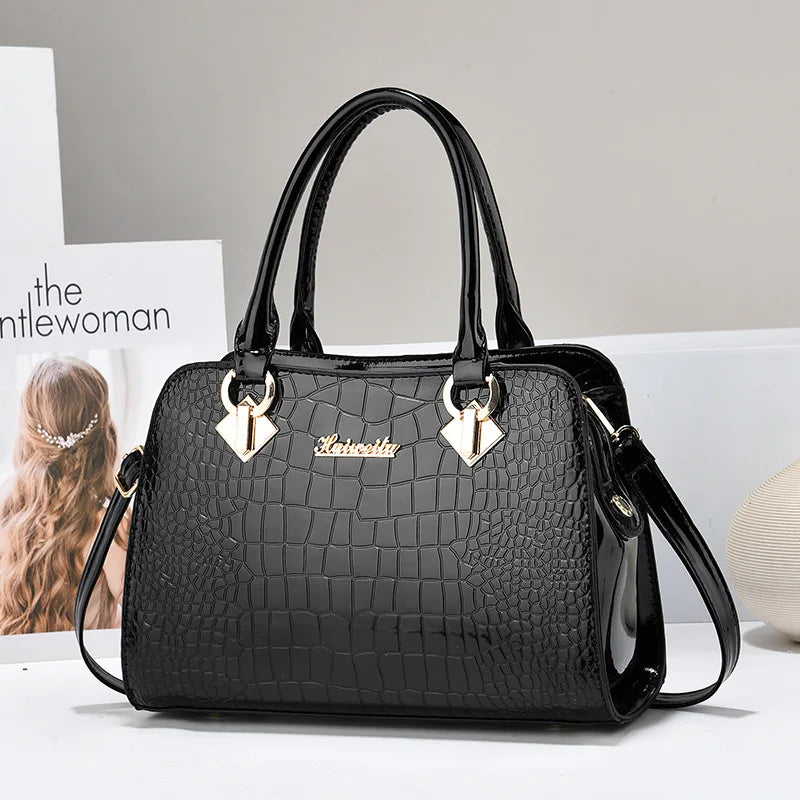Women's Fashionable Shoulder & Messenger Bags | Large Capacity Mother's Handbag Luxegan
