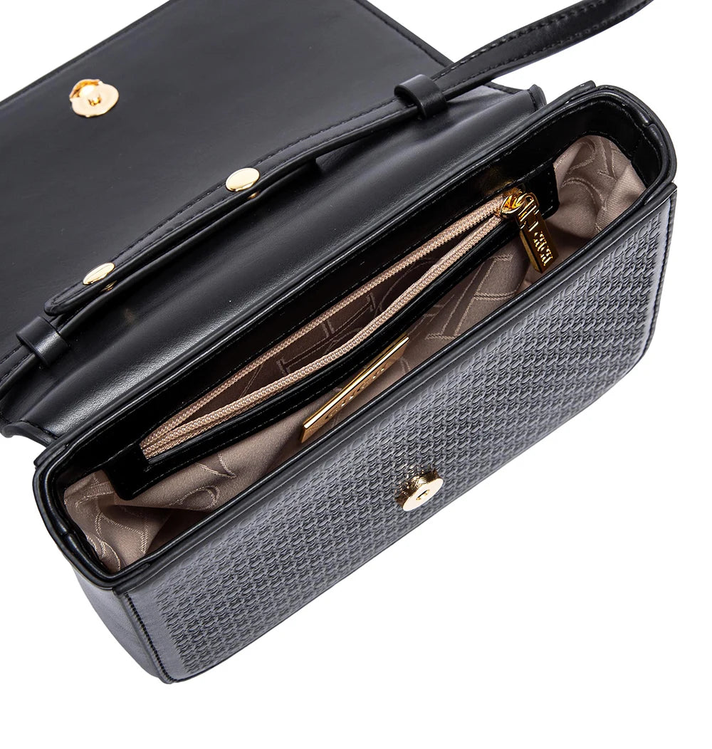 CHCH Women's Crossbody Bag 2024 New Flip Saddle Bag Simple Commuter Small Square Bag