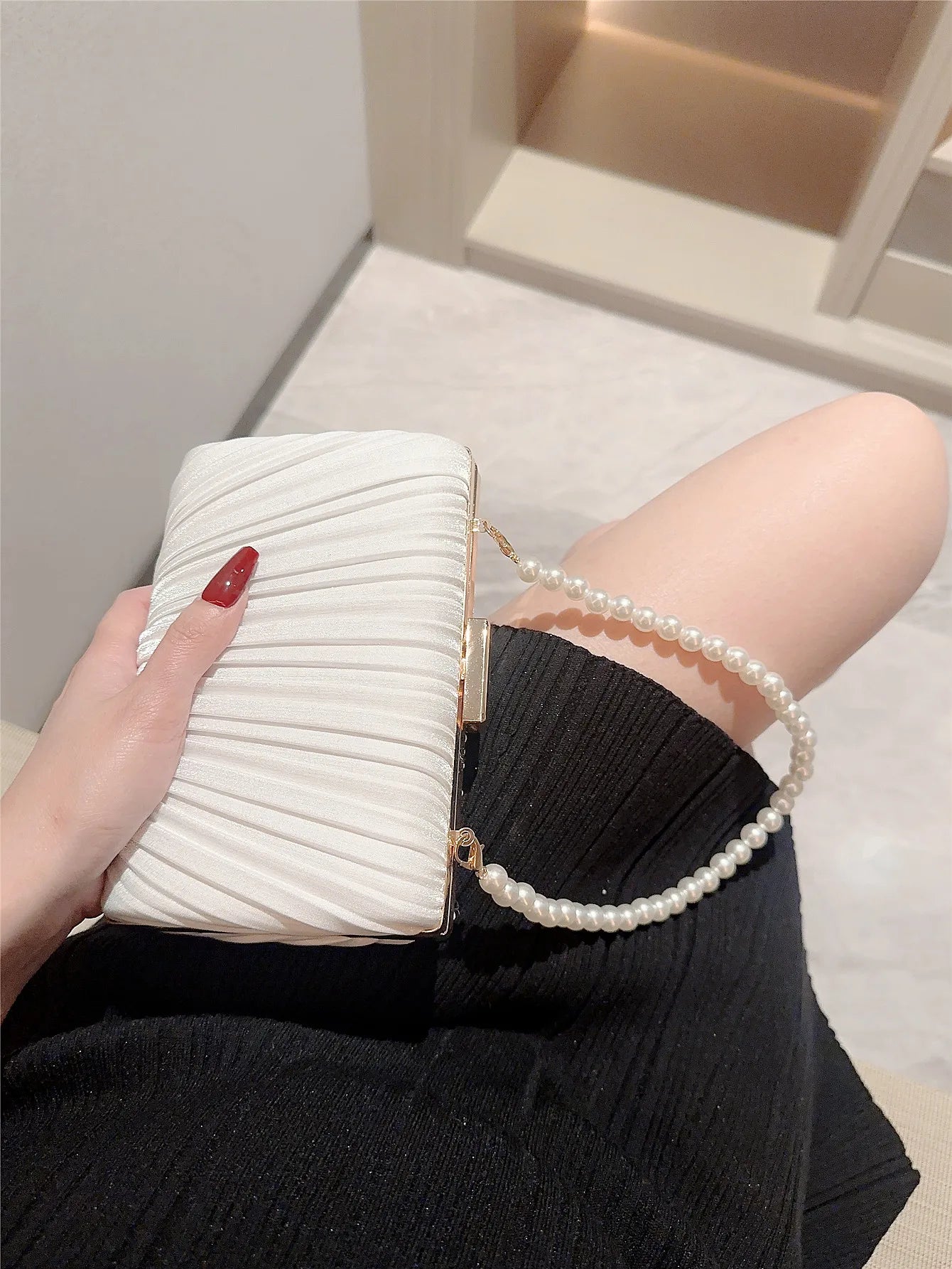 Ladies' Casual Pleated Satin Box Dinner Bag | Faux Pearl Handbag & Wedding Clutch Luxegan