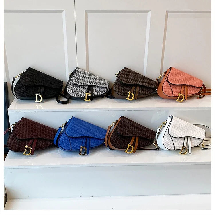 Luxury Popular Shoulder Bag | Designer Tote Purse & Ladies Elegant Chain Strap Crossbody Bag (Suitable for Daily Use) Luxegan