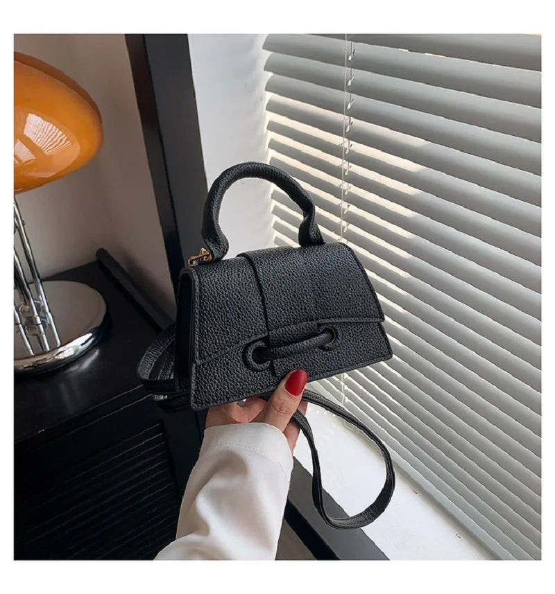 New Fashion Women's Bag | High-Quality PU Leather Shoulder & Crossbody Bag (Small Square Bag) Luxegan
