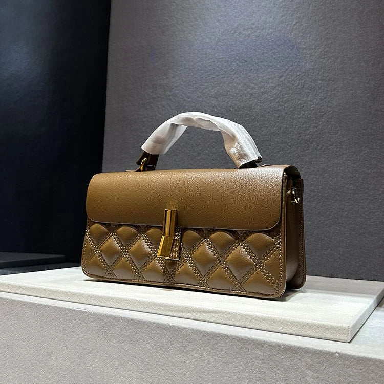 Luxury Designer Cowhide Crossbody Bag | High-Quality Diamond Lattice Chain Underarm Bag | Niche Genuine Leather Baguette Shoulder Bag | Elegant Women’s Hasp Handbag (Model 122) Luxegan