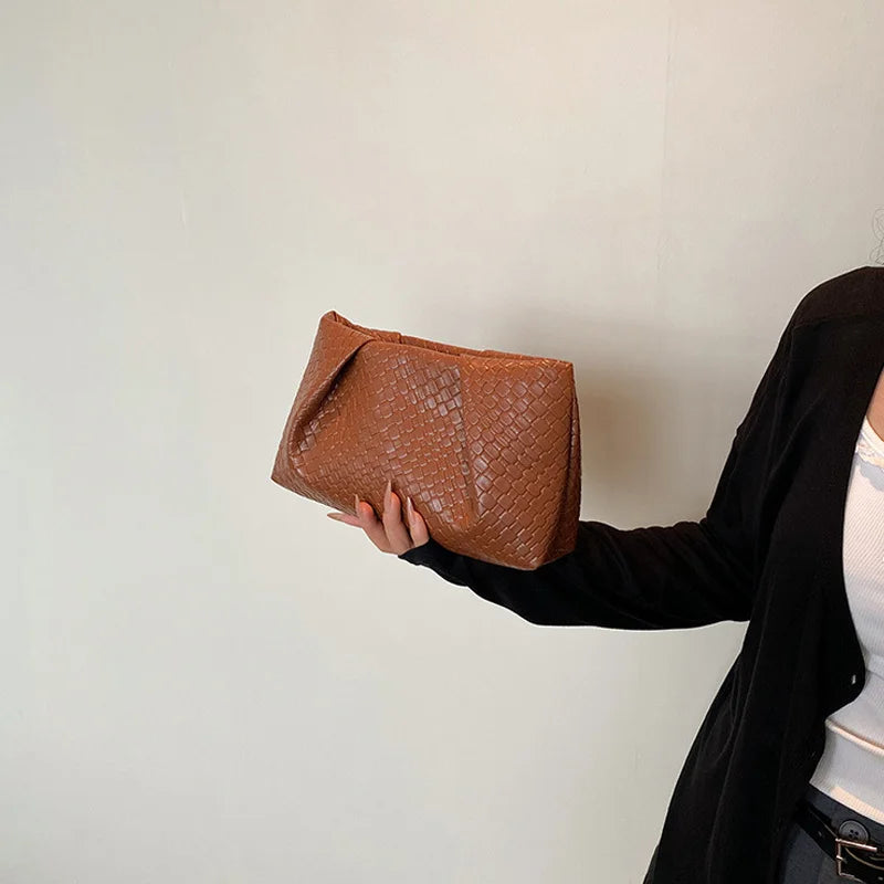 Bolso de mano multifuncional de moda para mujer, cartera de noche con patrón en relieve, gran capacidad, bolsillo para teléfono, monedero de lujo para mujer