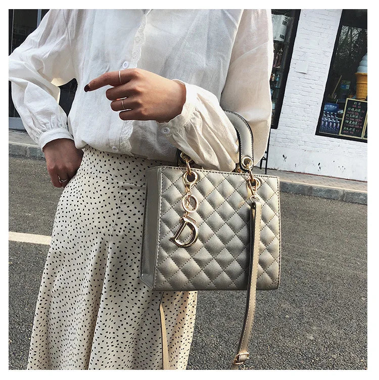 Luxury Lingge Chain Tote Bag | Women's Fashion Shoulder & Crossbody Handbag Luxegan