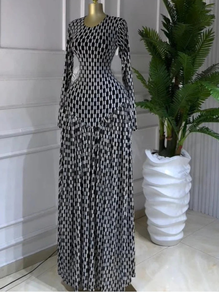 Geometric Plaid Round Neck Full Sleeve Regular Fit A-Line Floor-Length Knit Dress – Empire Waist, All Season Luxegan
