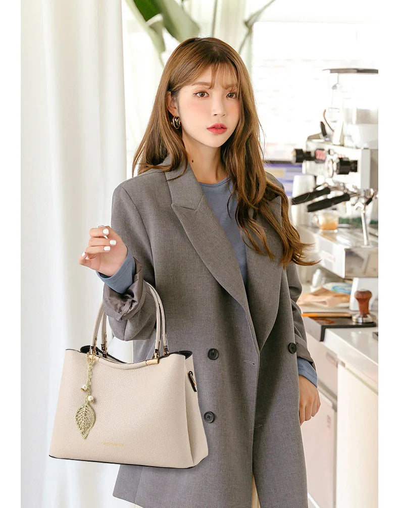Wedding Banquet Red Handbag | Fashionable High-end Texture & Large Capacity Tote Luxegan