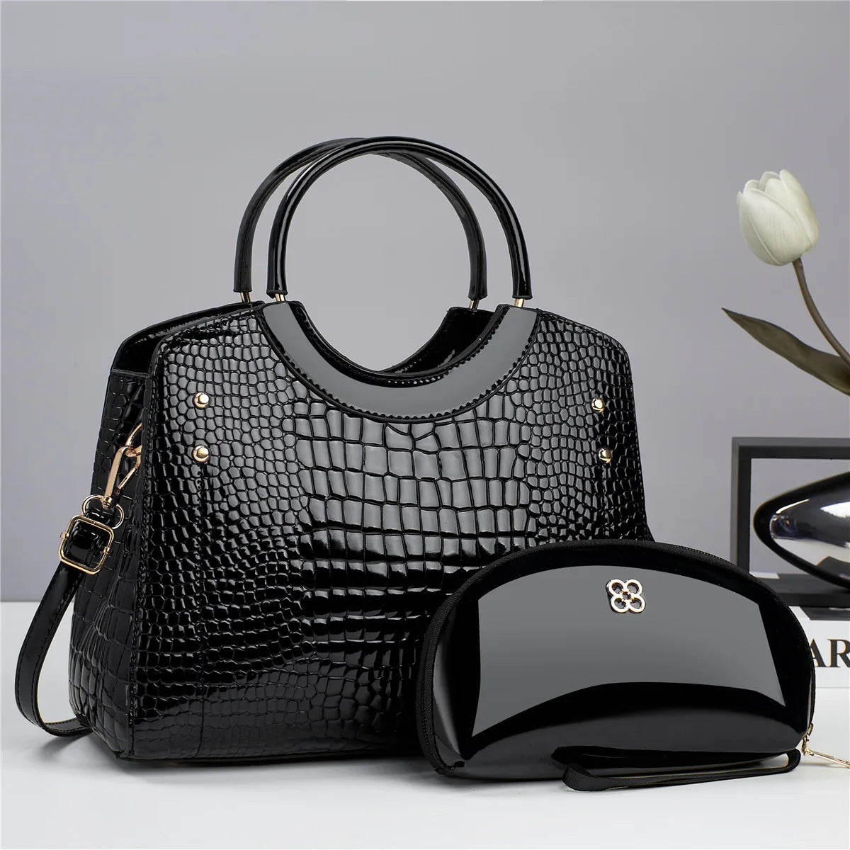 Women's Big Capacity Shoulder Bag | Fashion Versatile Tote & Classic Shopping Bag Luxegan