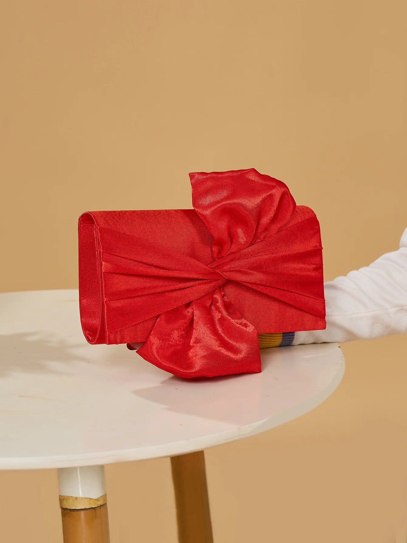 Polyester Pleated Clutch | Fashion Elegant Bowknot Satin Wedding Evening Bag Luxegan
