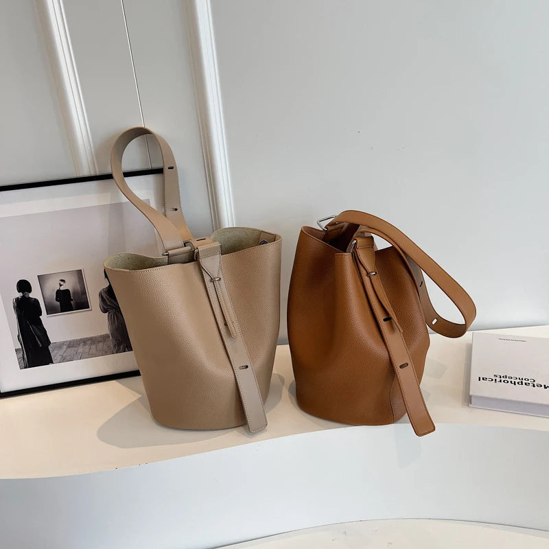 Retro Solid Color Baguette | Soft PU Leather Underarm Shoulder Bag Luxegan
