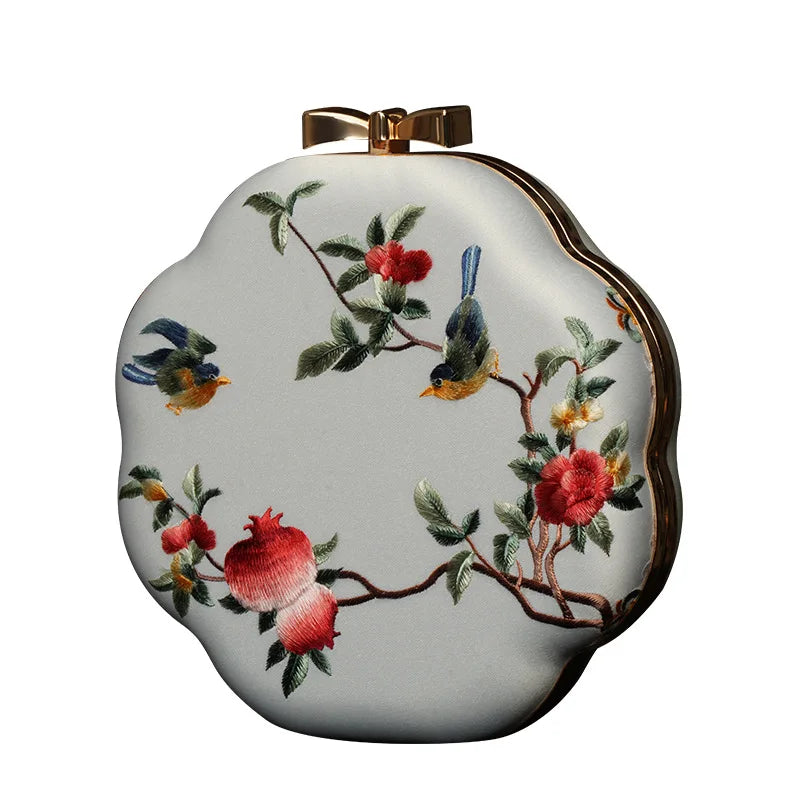 Ethnic Floral Embroidery Round Bag | Sophisticated "Cheongsam Match" Silhouette | Elegant Beaded Chain Crossbody | "Dignified" High-Performance National Style Essential for Radiant Versatile Styling Luxegan