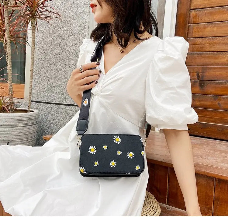 Fashion Women's Daisy Pattern Shoulder Bag | Classic Elegant Handbag & Small Square Tote Luxegan