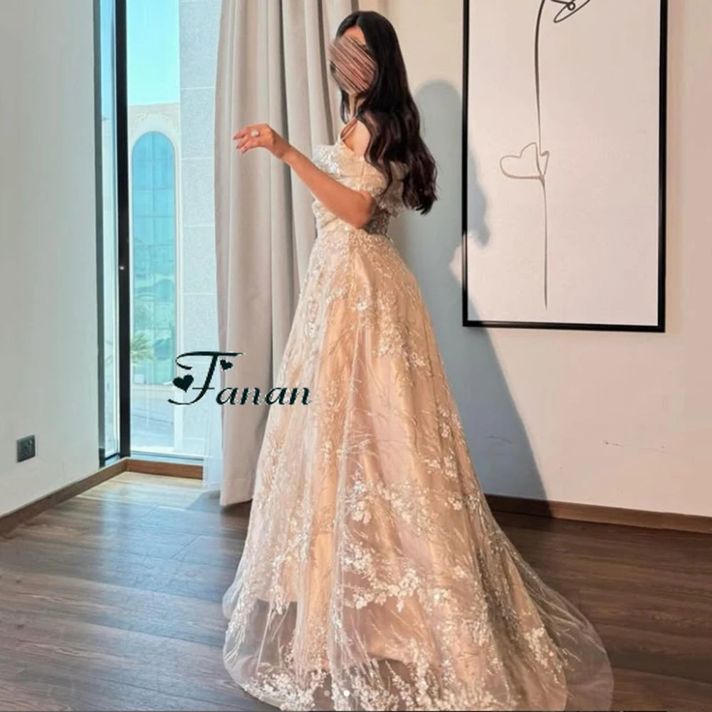 Customized Beige Off the Shoulder A-line Evening Dress Lace Appliques Spaghetti Strape Party Prom Gown Floor Length Prom Gowns