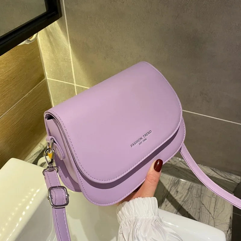 Simple Fashion Saddle Crossbody Bag Luxegan
