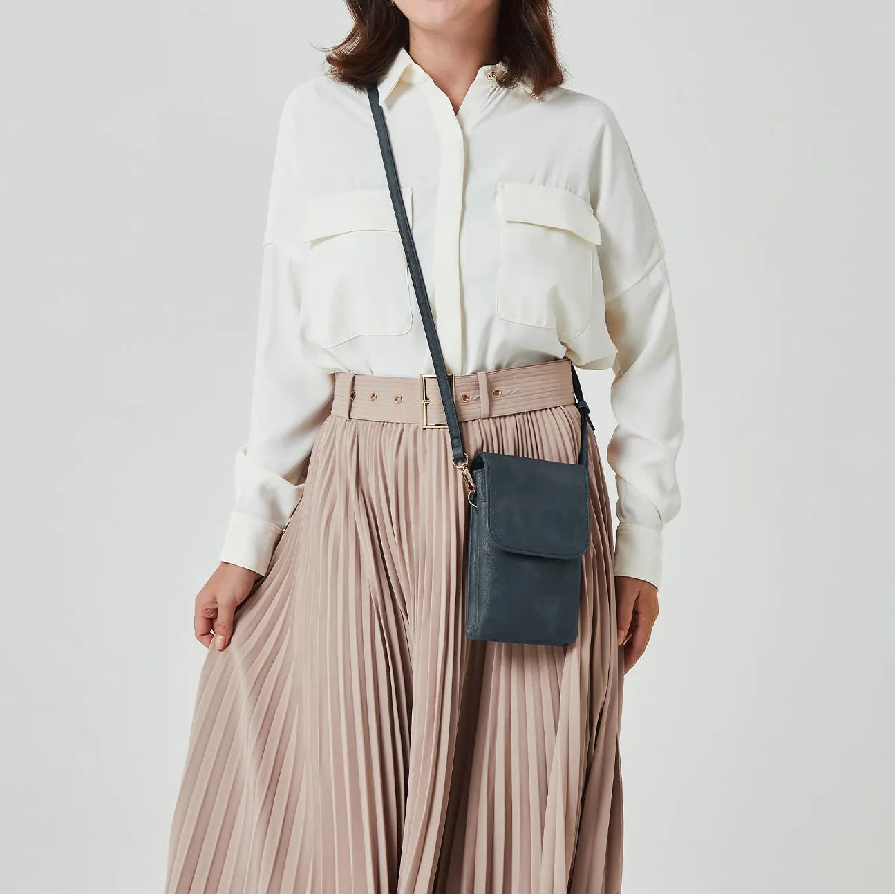 Trendy Casual PU Leather Crossbody Bag for Women | Solid Flap Phone Purse & Shoulder Handbag Luxegan