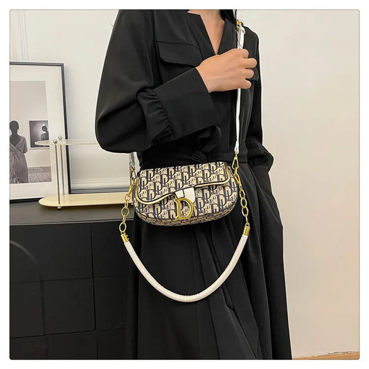 Chain Contrasting Color Saddle Bag | Versatile Shoulder & Crossbody Purse Luxegan