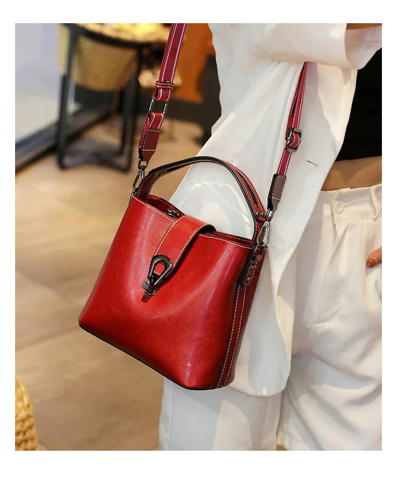 100% Genuine Leather Women's Handbag | Crossbody Bag, Ladies' Retro Shoulder Bag, Commuter & Shopping Bag