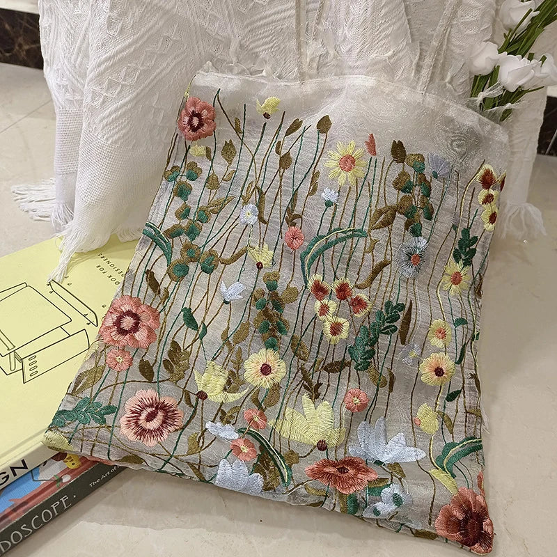 Hot Selling European And American Fashion Bag | New Mesh Full Hand Embroidered Flower Shoulder Bag & Lace Tote Luxegan