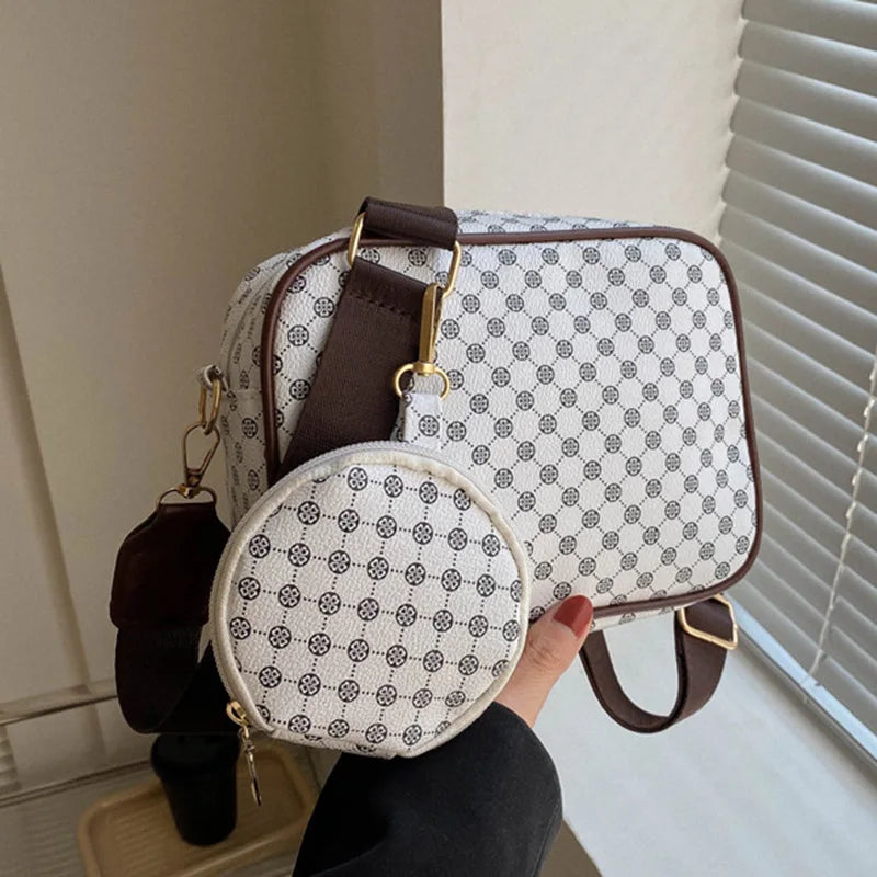 Simple and Trendy Texture Women's Shoulder Bag | Sophisticated Foreign Style Strap Small Hanging Bag | Elegant Diagonal Crossbody Satchel | Fashion-Forward PU Leather Small Square Bag (Model ER7276) Luxegan