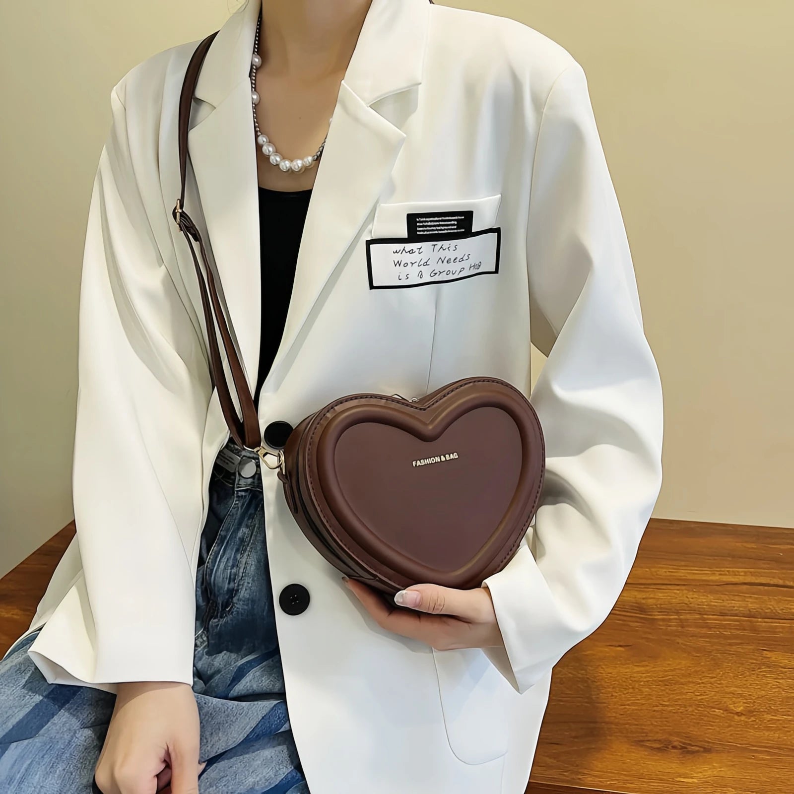 Hot Selling Heart Crossbody Bag | Women's Sweet Solid Color PU Leather Versatile Shoulder Bag | Fashion Handbag (Tan) Luxegan