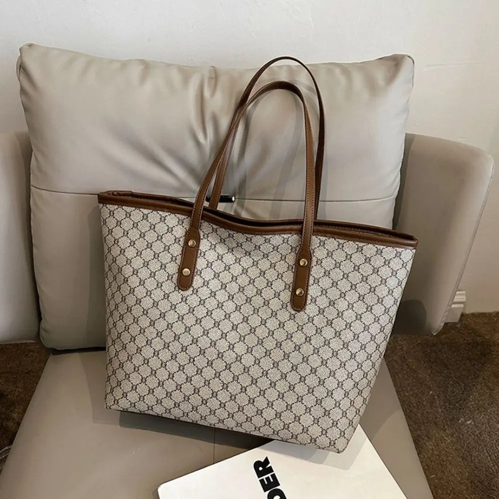 Classic Design Baguette Tote | Large Capacity Commuting Handbag Luxegan