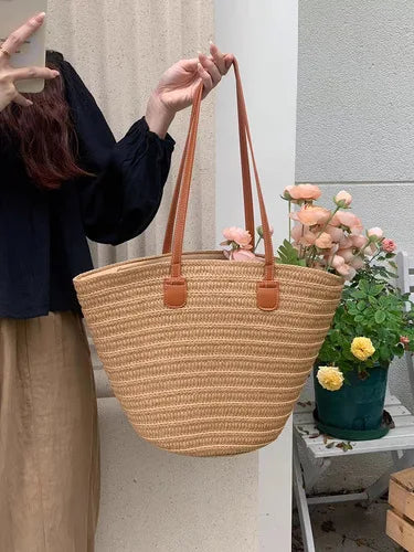 Fashion Straw Summer Large Capacity Tote Bag | Women's Shoulder Bag & Handmade Woven Bag (Fresh Rural Handheld Grass Woven Women Bag) Luxegan