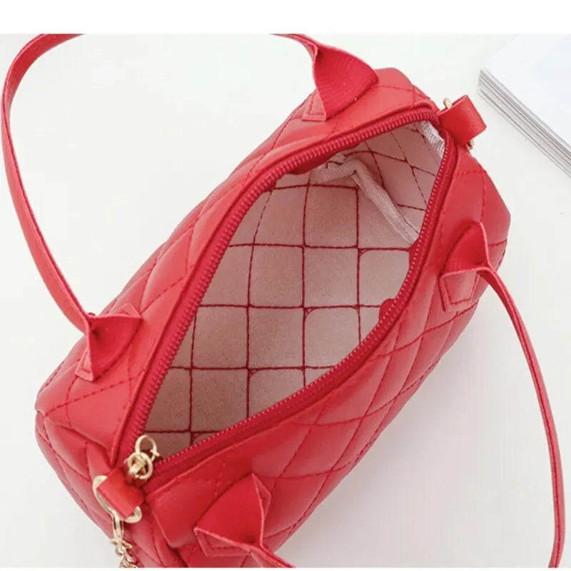 Quilted Crossbody Bag | Convertible Chain Strap & Classic Satchel Handbag Luxegan