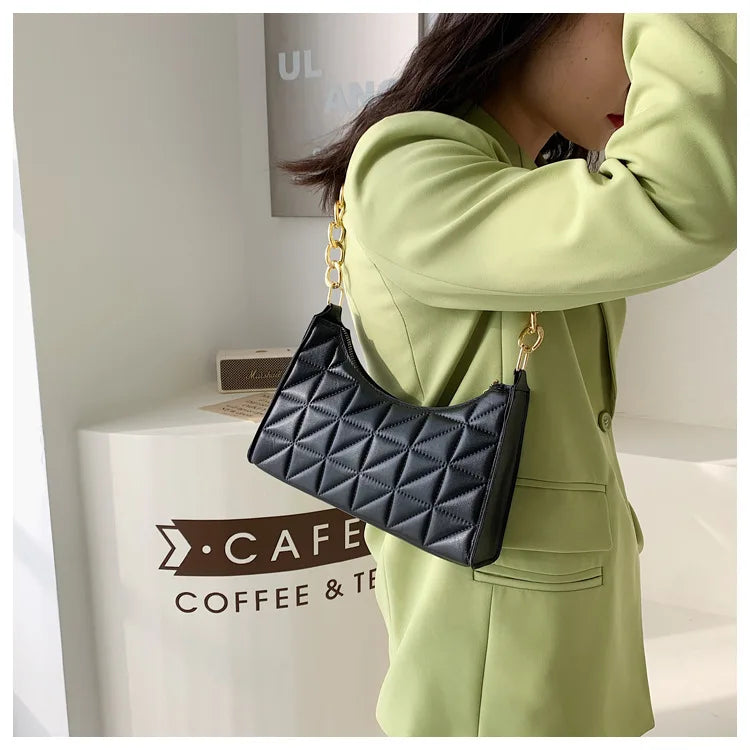 Advanced Diamond Quilted Shoulder Bag | Trendy Chain Handbag Luxegan
