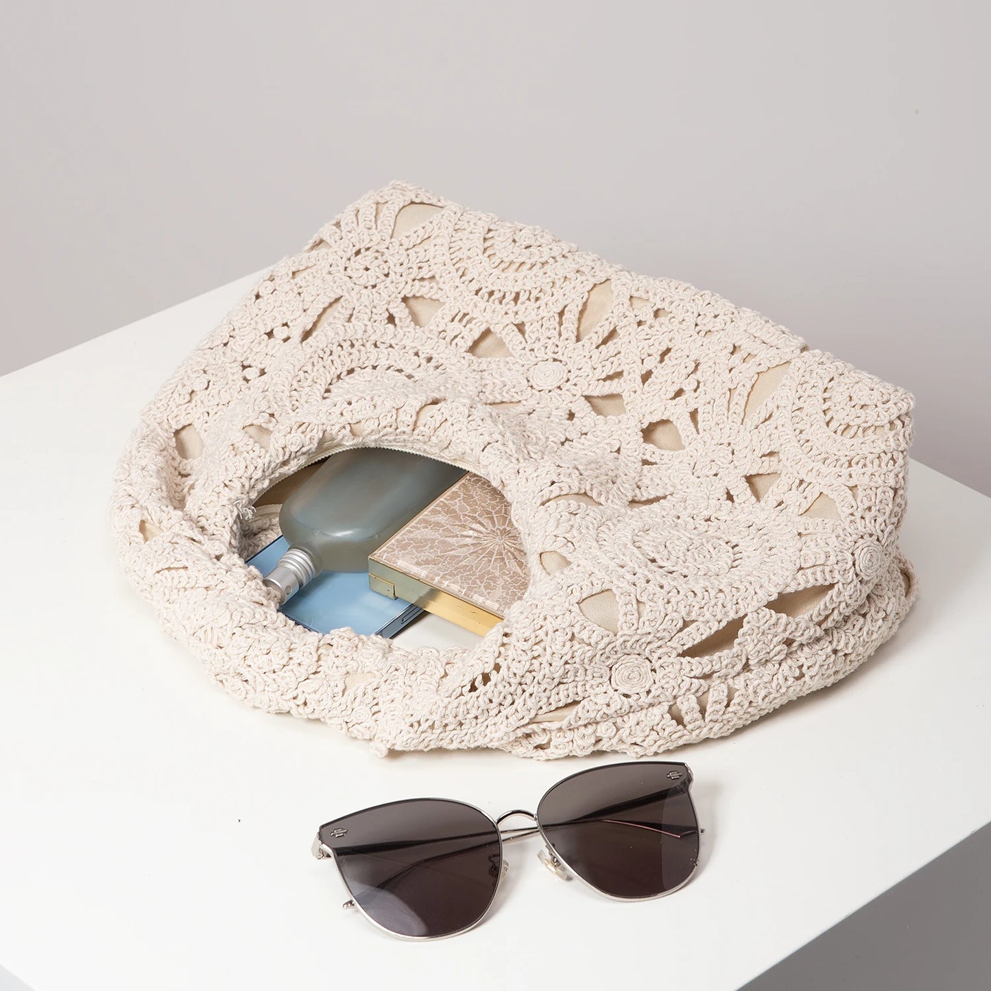 Soft Bohemian Hollow Woven Handbag | Zippered Crochet Beach Tote Luxegan