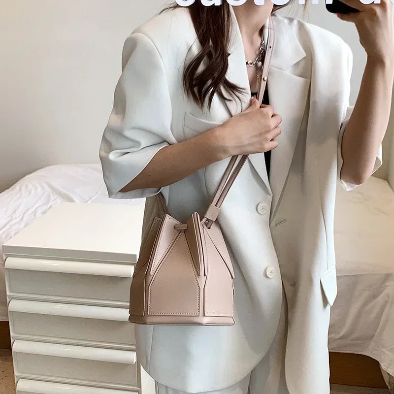 Women’s Niche Foldable Bucket Bag | Sophisticated Multifunctional Messenger Handbag | Elegant Urban Simplicity Shoulder Bag | Luxury Microfiber Synthetic Leather Portable Purse with "Dignified" Stereoscopic Build Luxegan