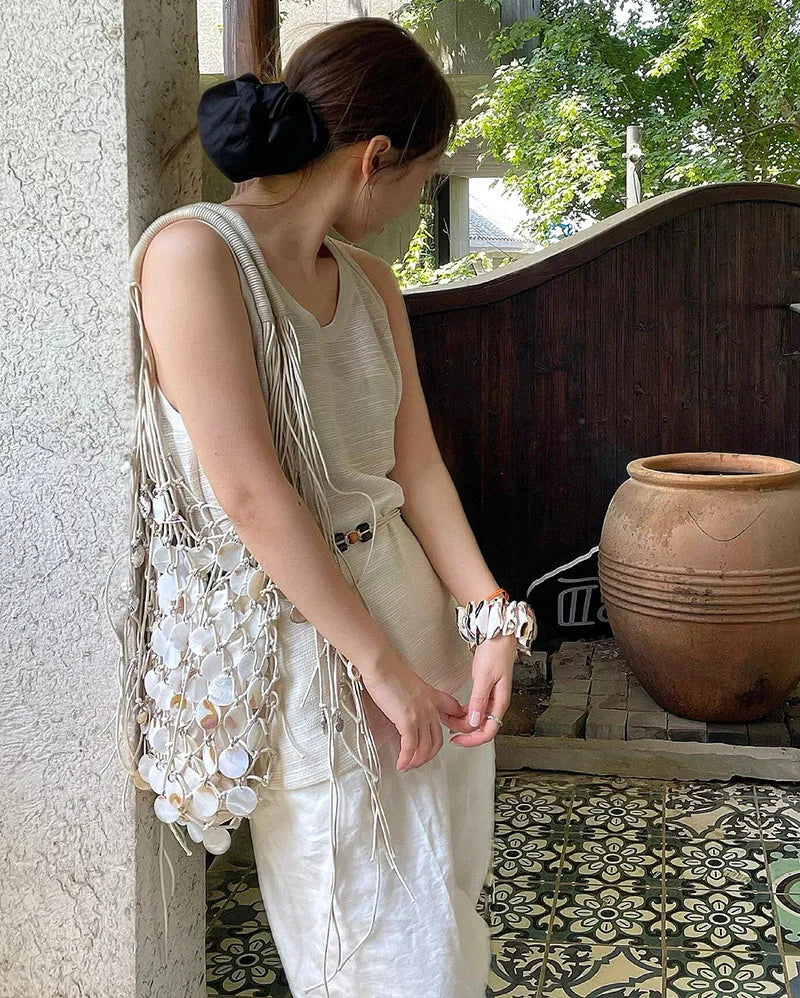 Handmade Woven Shell Bucket Bag | Sophisticated "Wooden Handle" Silhouette | Elegant Embroidery Tassel Handbag | "Dignified" High-Performance Cotton Essential for Radiant Versatile Styling Luxegan