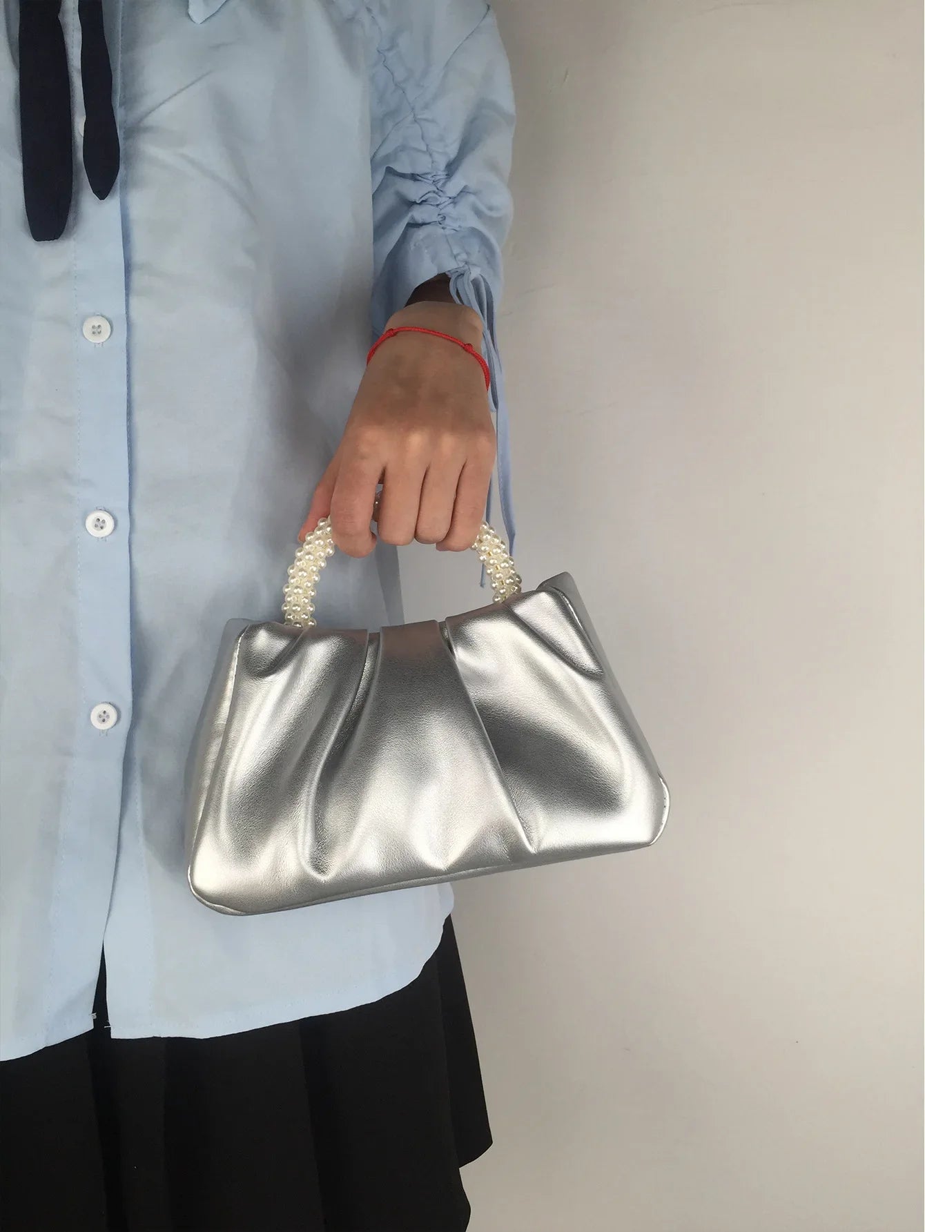 Fashion Pearl Handle Women's Dinner Clutch | Luxury Designer Handbags & Small Messenger Bag Luxegan