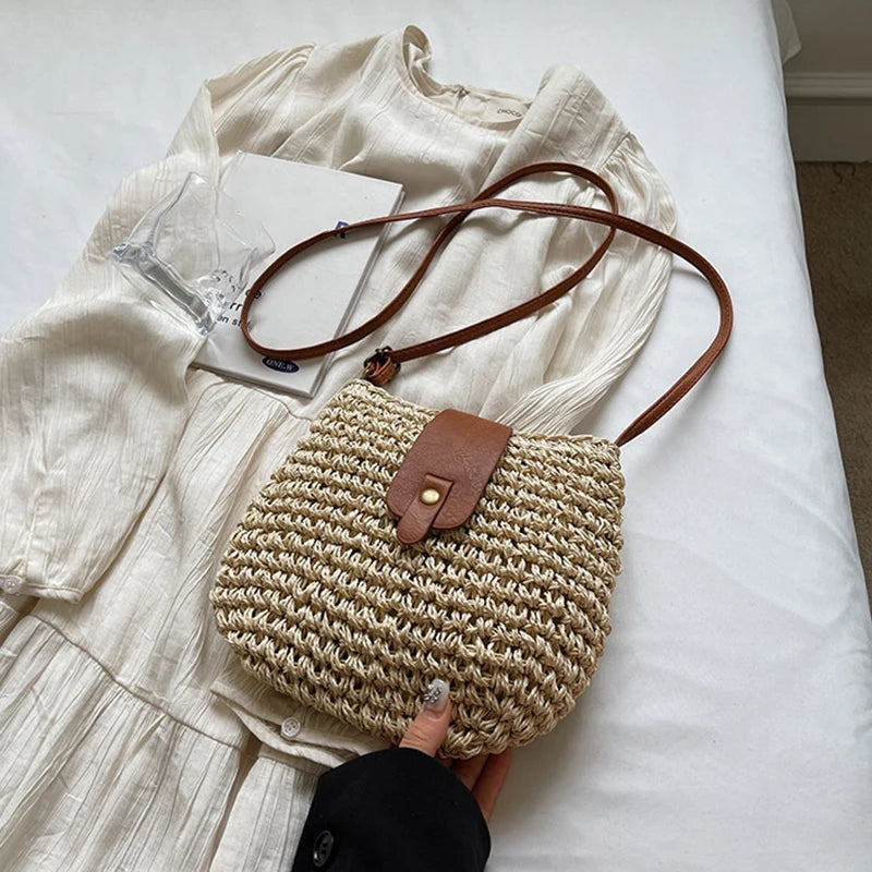 New Summer Shoulder Bag Grass Woven Crossbody Bag for Women | Bohemian Beach Simple Designer Small Purses and Handbags Luxegan