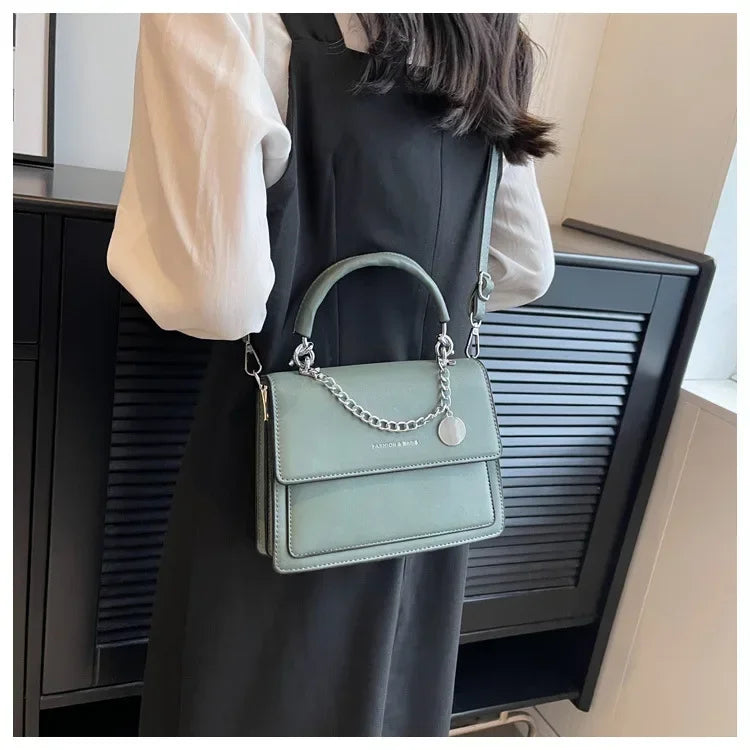 Luxury Hard Square Crossbody | Fashion Chain Shoulder Bag Luxegan