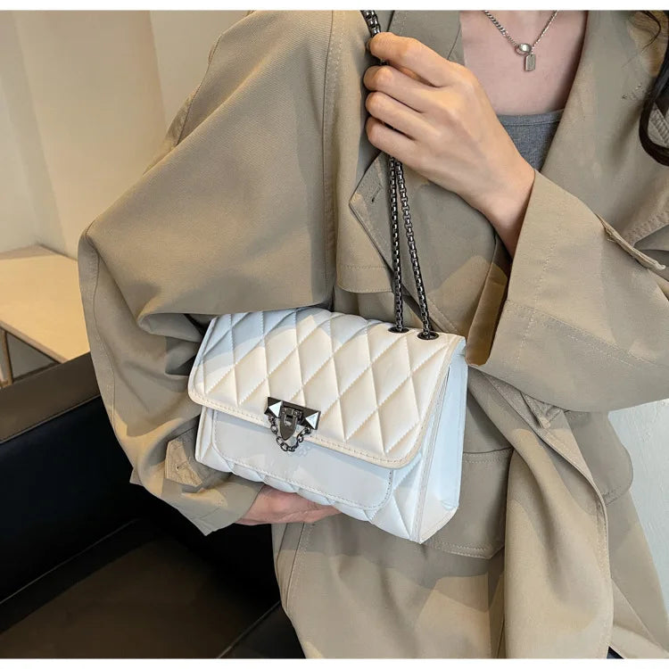 Fashionable Embossed Square Crossbody Bag | Diamond Pattern & Metal Chain Handbag Luxegan