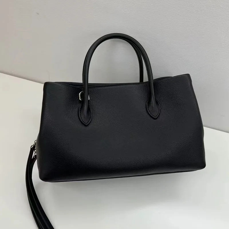 Vintage Top Layer Cowhide Handbag | Large Capacity Genuine Leather Shoulder Bag | New Designer Women’s Crossbody | Versatile Soft Leather Casual Tote Luxegan