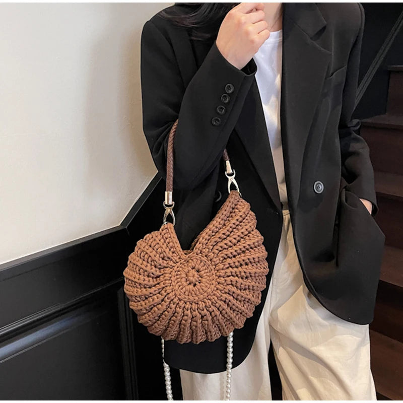 Crochet Conch Shell Bag | Elegant Pearl Chain Crossbody Purse Luxegan