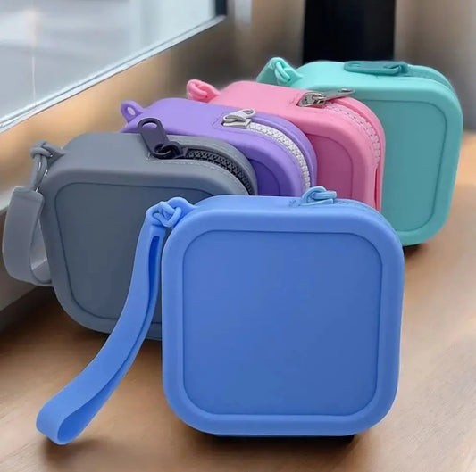 Waterproof Silicone Square Mini Wallet | Sophisticated Portable Coin & Earphone Purse | Elegant Small-Item Travel Organizer | "Dignified" Soft Silica Gel Pouch for Versatile Daily Utility Luxegan