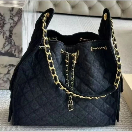 Canvas Solid Casual Tote | Soft Large-Capacity Appliqué Shoulder Bag Luxegan